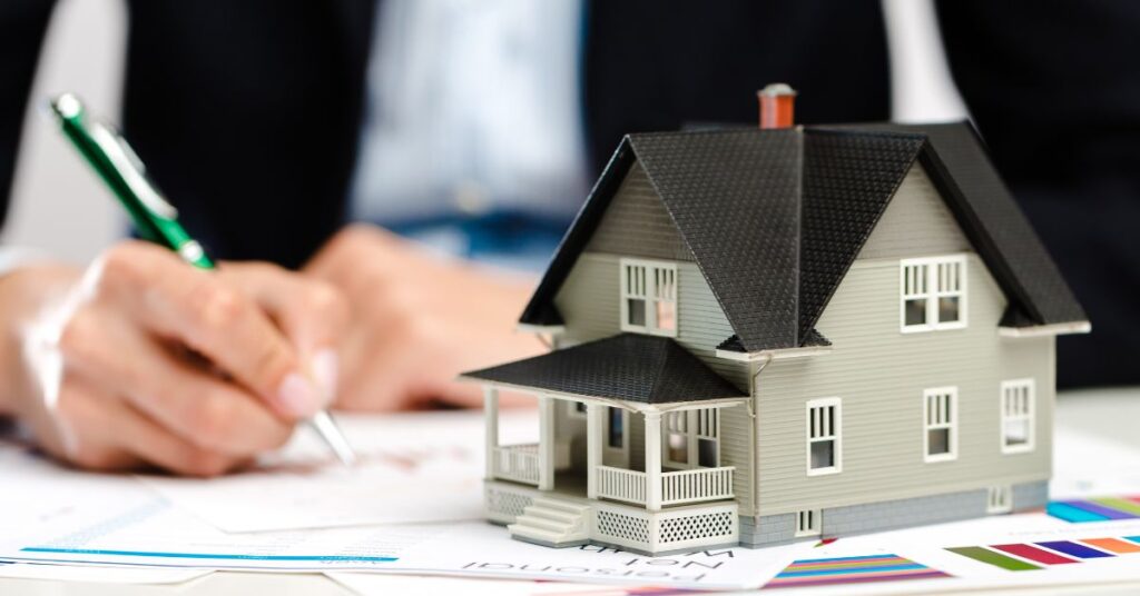 Real Estate as a Side Hustle